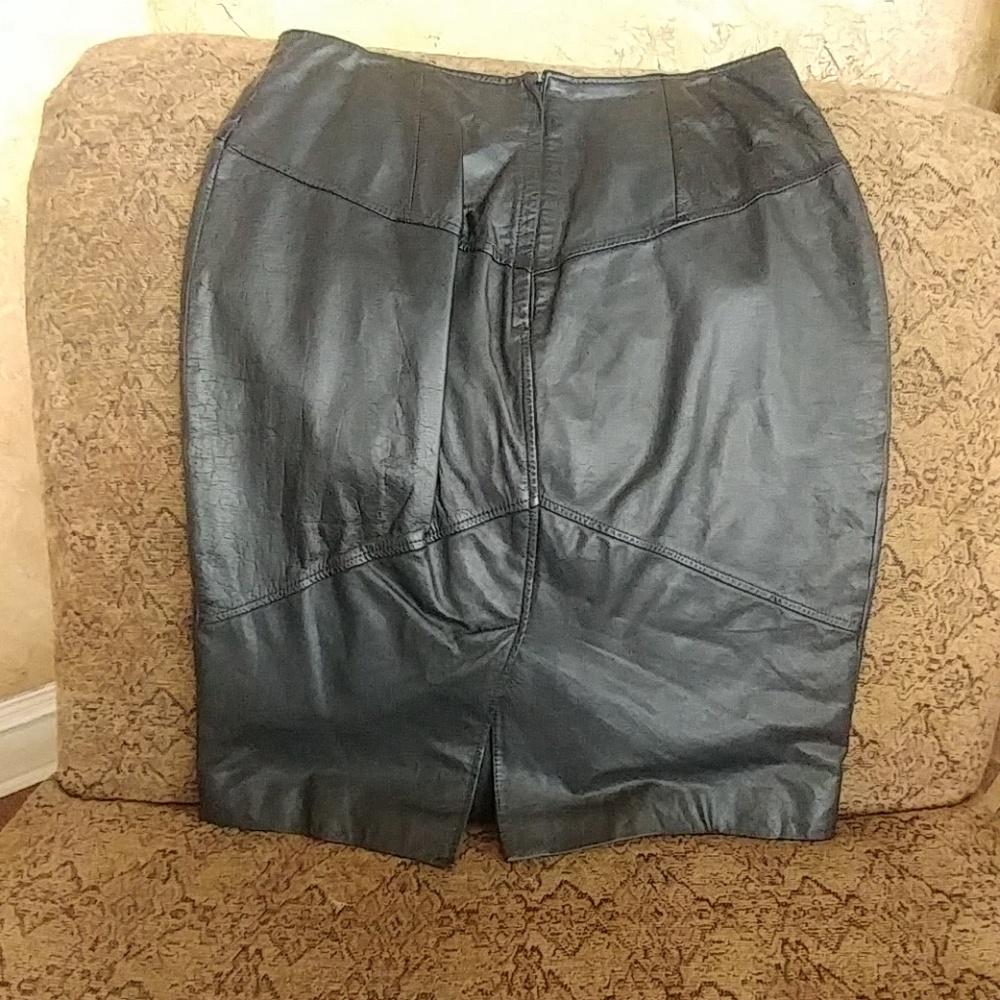 Pelle Cuir Black Leather Skirt - Picture 2 of 4